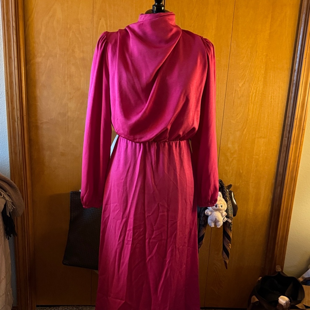Elegant Pink Women's Dress